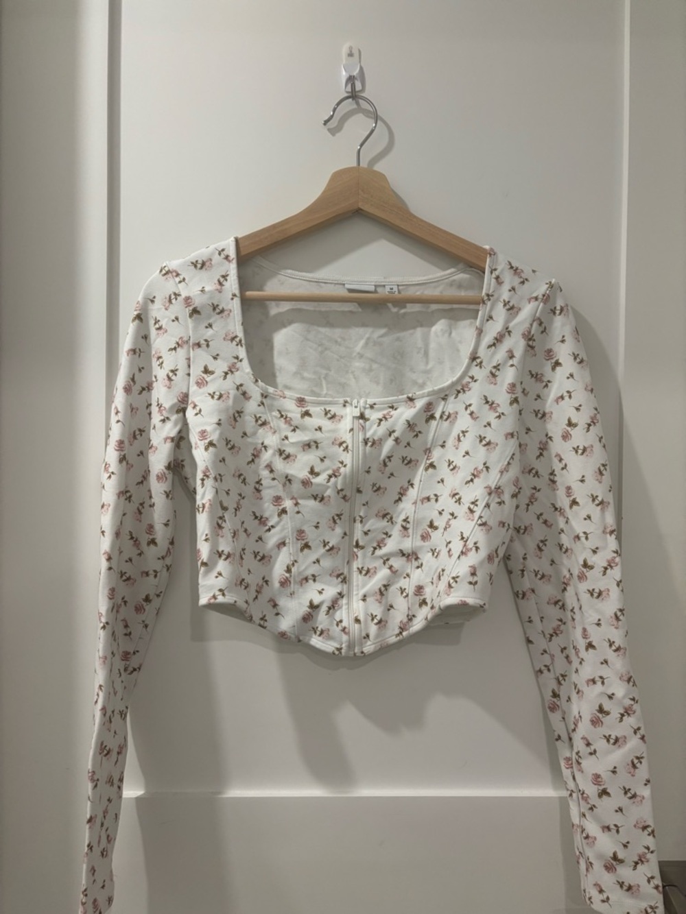 Sunday Best White Floral Zip-Front Cropped Top